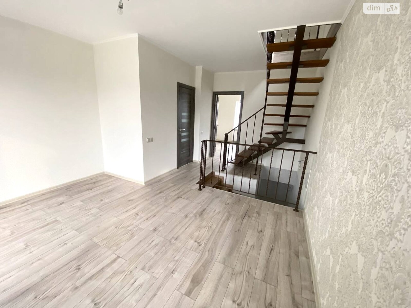 триповерховий таунхаус, 120 кв. м, газобетон. Продаж у Гореничах фото 1 триповерховий таунхаус, 120 кв. м, газобетон. Продаж у Гореничах фото 1