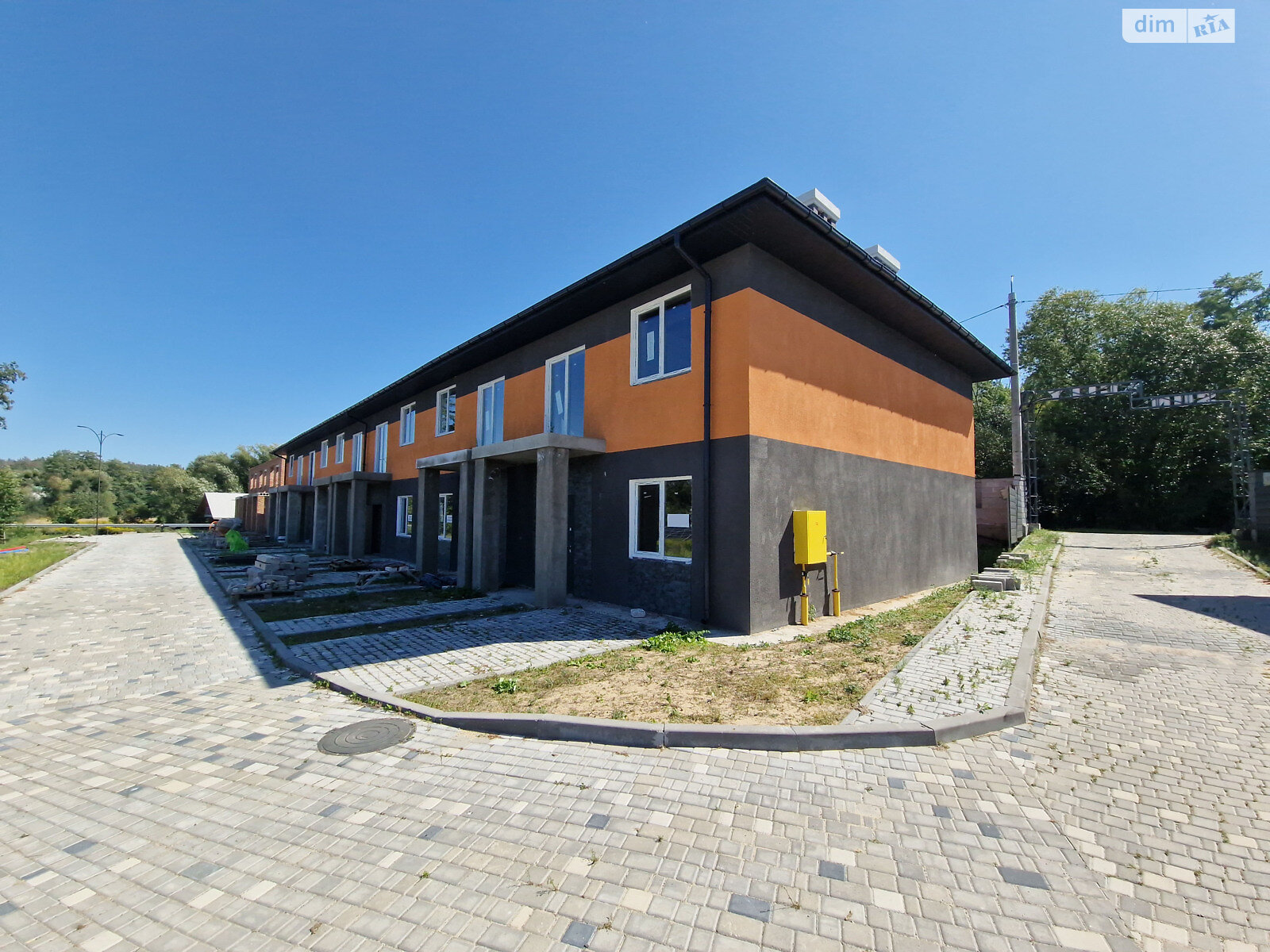 двоповерховий таунхаус, 125 кв. м, цегла. Продаж у Горенці фото 1 двоповерховий таунхаус, 125 кв. м, цегла. Продаж у Горенці фото 1