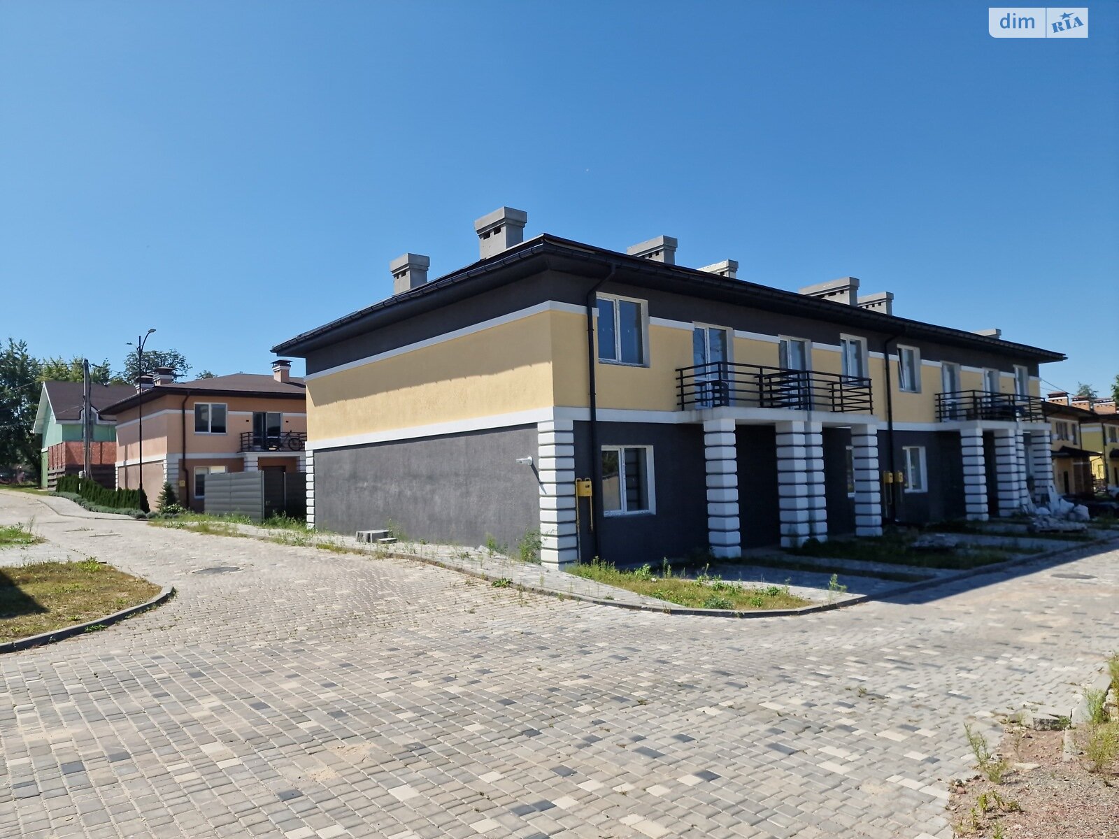 двоповерховий таунхаус, 125 кв. м, цегла. Продаж у Горенці фото 1 двоповерховий таунхаус, 125 кв. м, цегла. Продаж у Горенці фото 1