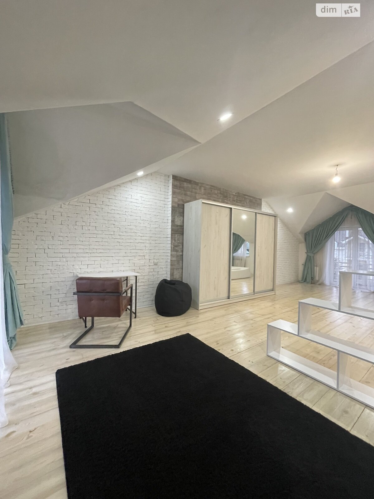 двоповерховий таунхаус, 130 кв. м, кирпич. Продаж у Горенці фото 1 двоповерховий таунхаус, 130 кв. м, кирпич. Продаж у Горенці фото 1