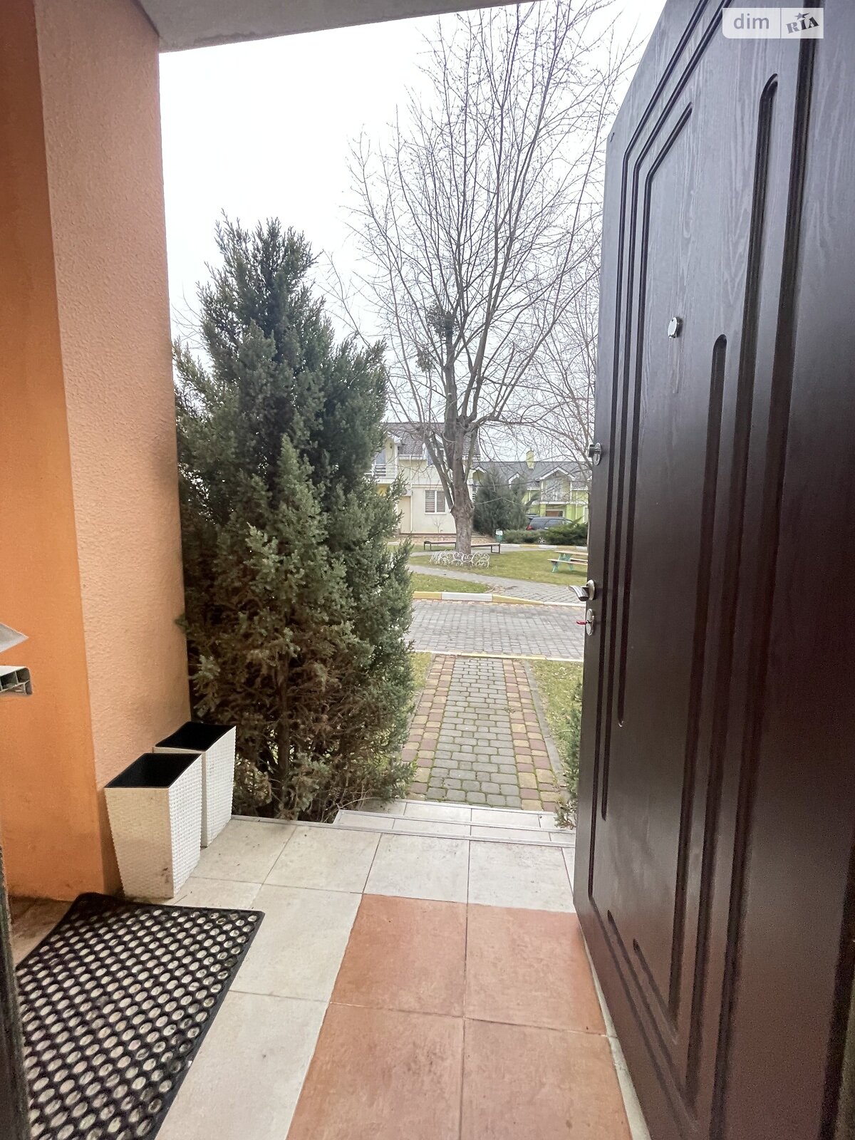 двоповерховий таунхаус, 130 кв. м, кирпич. Продаж у Горенці фото 1 двоповерховий таунхаус, 130 кв. м, кирпич. Продаж у Горенці фото 1