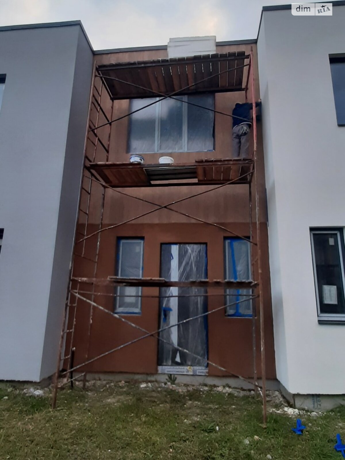 двухэтажный таунхаус, 78.4 кв. м, газобетон. Продажа в Горенке фото 1 двухэтажный таунхаус, 78.4 кв. м, газобетон. Продажа в Горенке фото 1