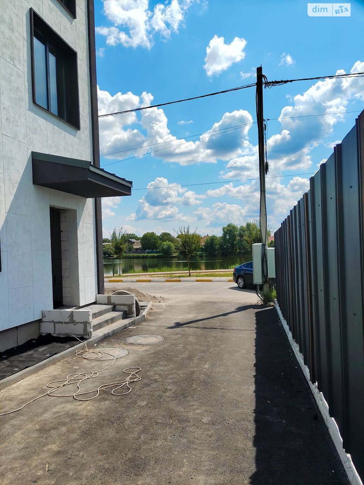 триповерховий таунхаус, 99 кв. м, газобетон. Продаж у Гостомелі фото 1 триповерховий таунхаус, 99 кв. м, газобетон. Продаж у Гостомелі фото 1