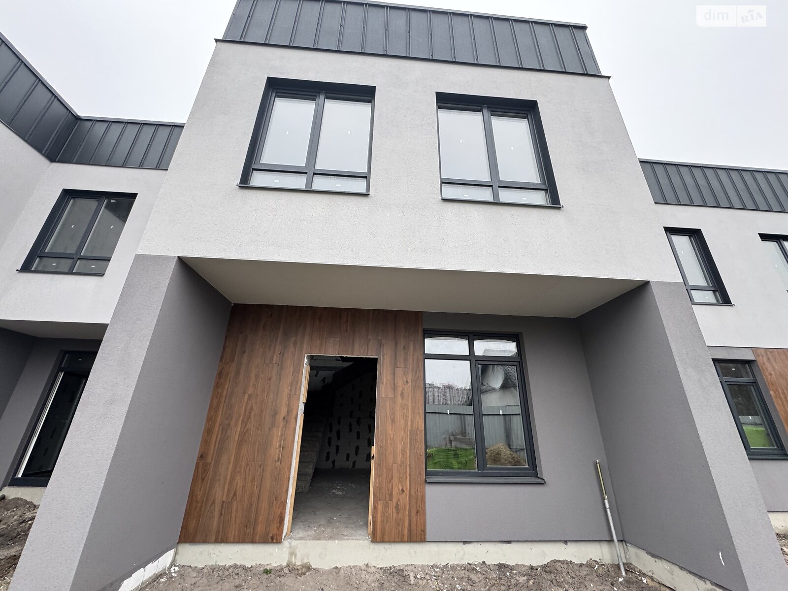 двухэтажный таунхаус, 60 кв. м, пеноблок. Продажа в Гостомеле фото 1 двухэтажный таунхаус, 60 кв. м, пеноблок. Продажа в Гостомеле фото 1