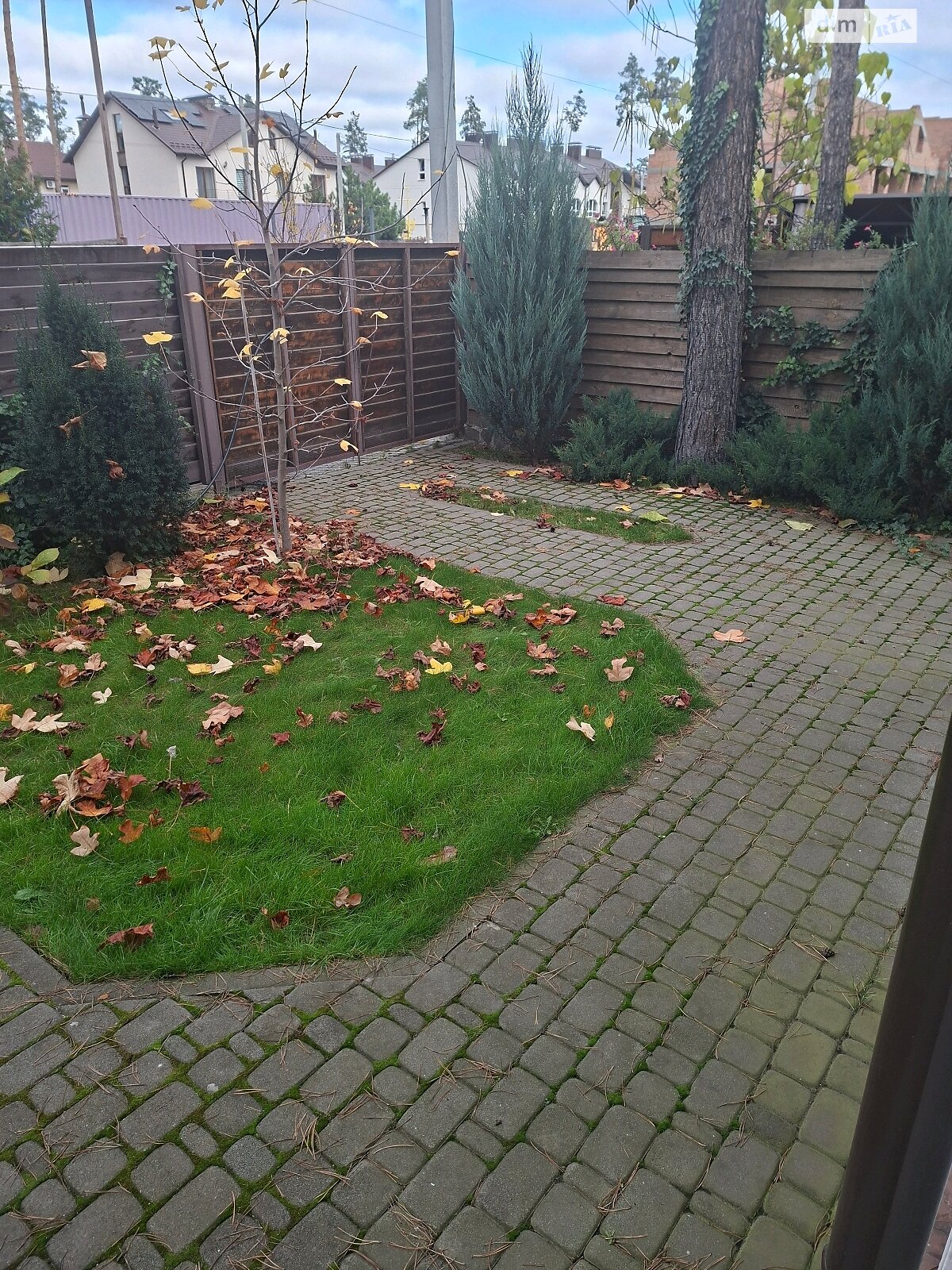 трехэтажный таунхаус, 100 кв. м, кирпич. Продажа в Гостомеле фото 1 трехэтажный таунхаус, 100 кв. м, кирпич. Продажа в Гостомеле фото 1