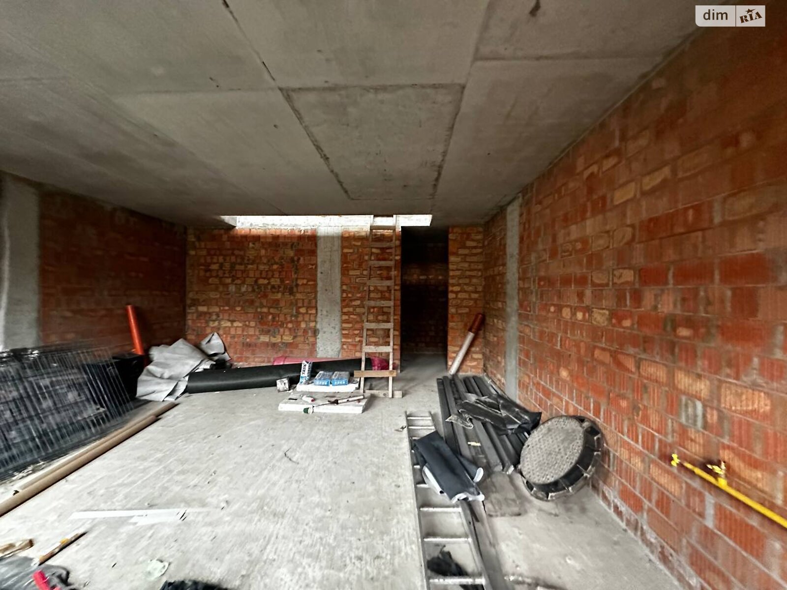 трехэтажный таунхаус, 130 кв. м, керамический блок. Продажа в Гостомеле фото 1