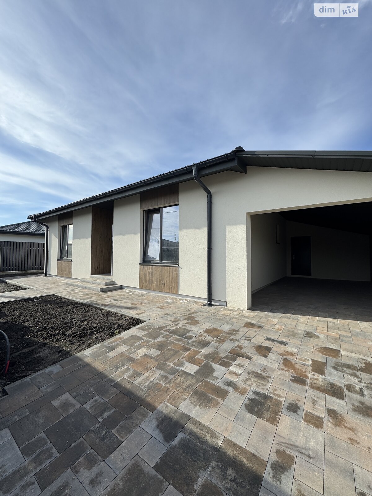 одноэтажный таунхаус, 91 кв. м, кирпич. Продажа в Гостомеле фото 1 одноэтажный таунхаус, 91 кв. м, кирпич. Продажа в Гостомеле фото 1