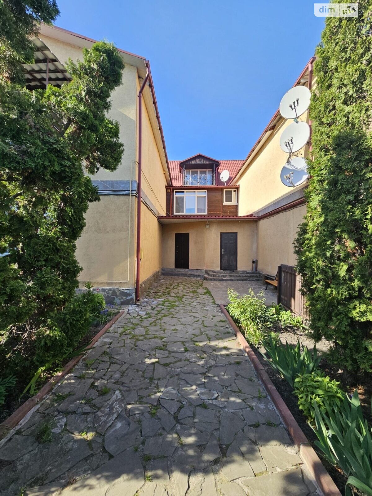 трехэтажный таунхаус, 170 кв. м, газобетон. Продажа в Гостомеле фото 1 трехэтажный таунхаус, 170 кв. м, газобетон. Продажа в Гостомеле фото 1
