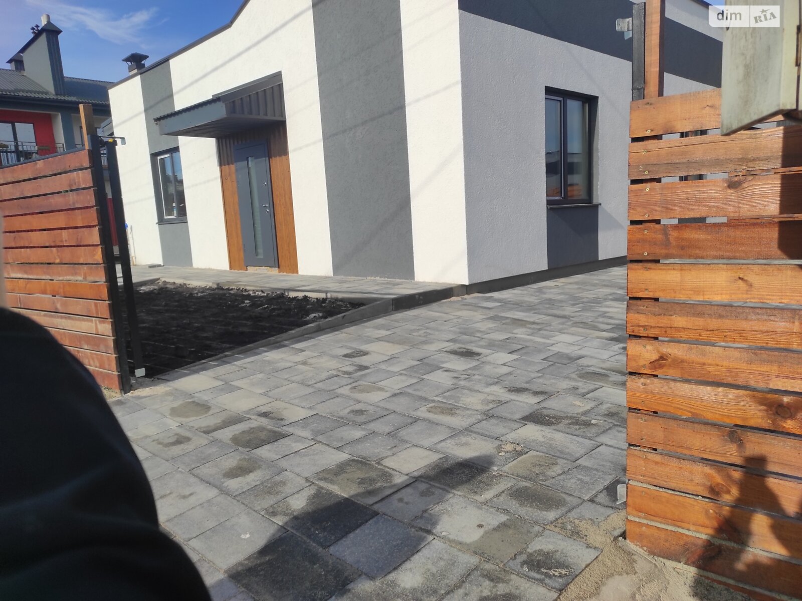 одноэтажный таунхаус, 80 кв. м, кирпич. Продажа в Гостомеле фото 1 одноэтажный таунхаус, 80 кв. м, кирпич. Продажа в Гостомеле фото 1