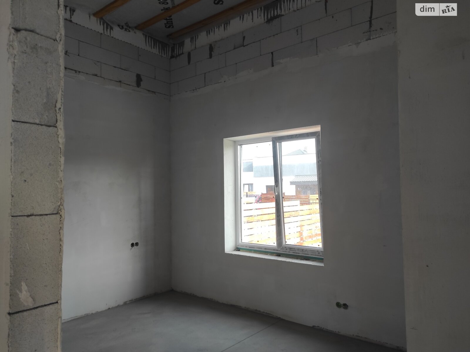 одноэтажный таунхаус, 80 кв. м, кирпич. Продажа в Гостомеле фото 1 одноэтажный таунхаус, 80 кв. м, кирпич. Продажа в Гостомеле фото 1