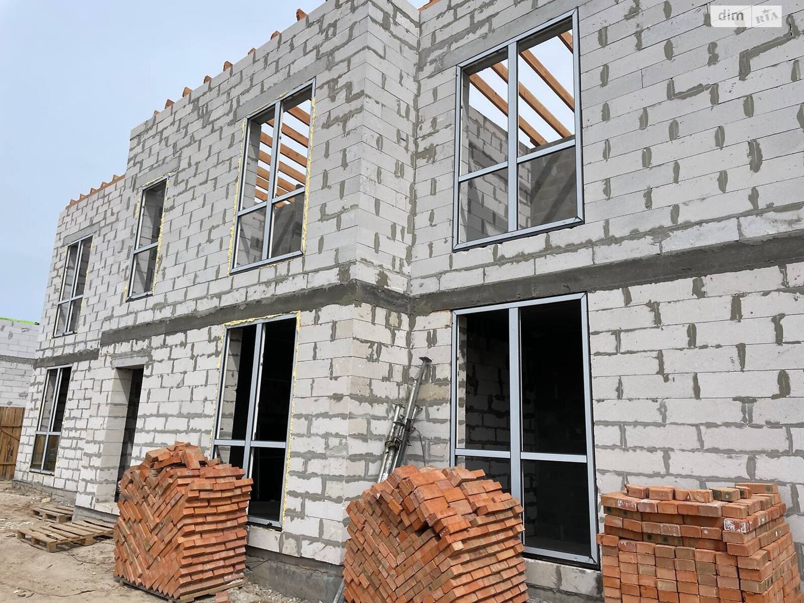 двоповерховий таунхаус, 100 кв. м, газобетон. Продаж у Гостомелі фото 1 двоповерховий таунхаус, 100 кв. м, газобетон. Продаж у Гостомелі фото 1