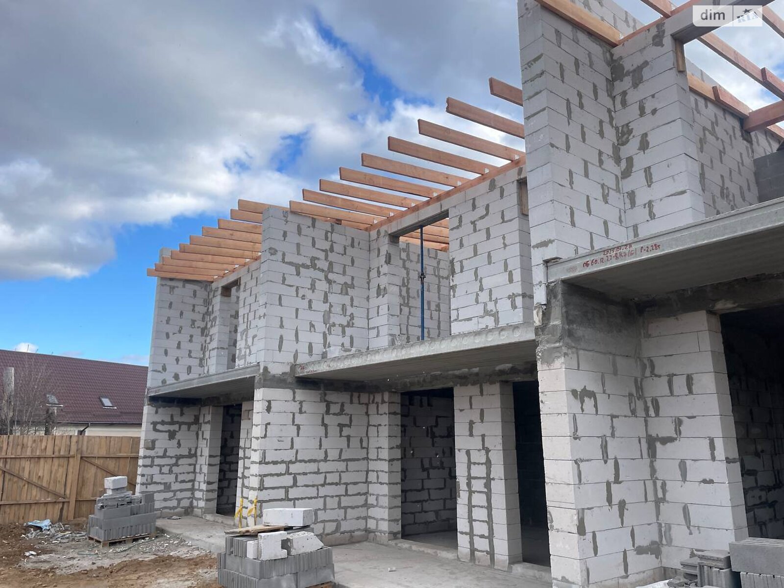 двоповерховий таунхаус, 100 кв. м, газобетон. Продаж у Гостомелі фото 1 двоповерховий таунхаус, 100 кв. м, газобетон. Продаж у Гостомелі фото 1