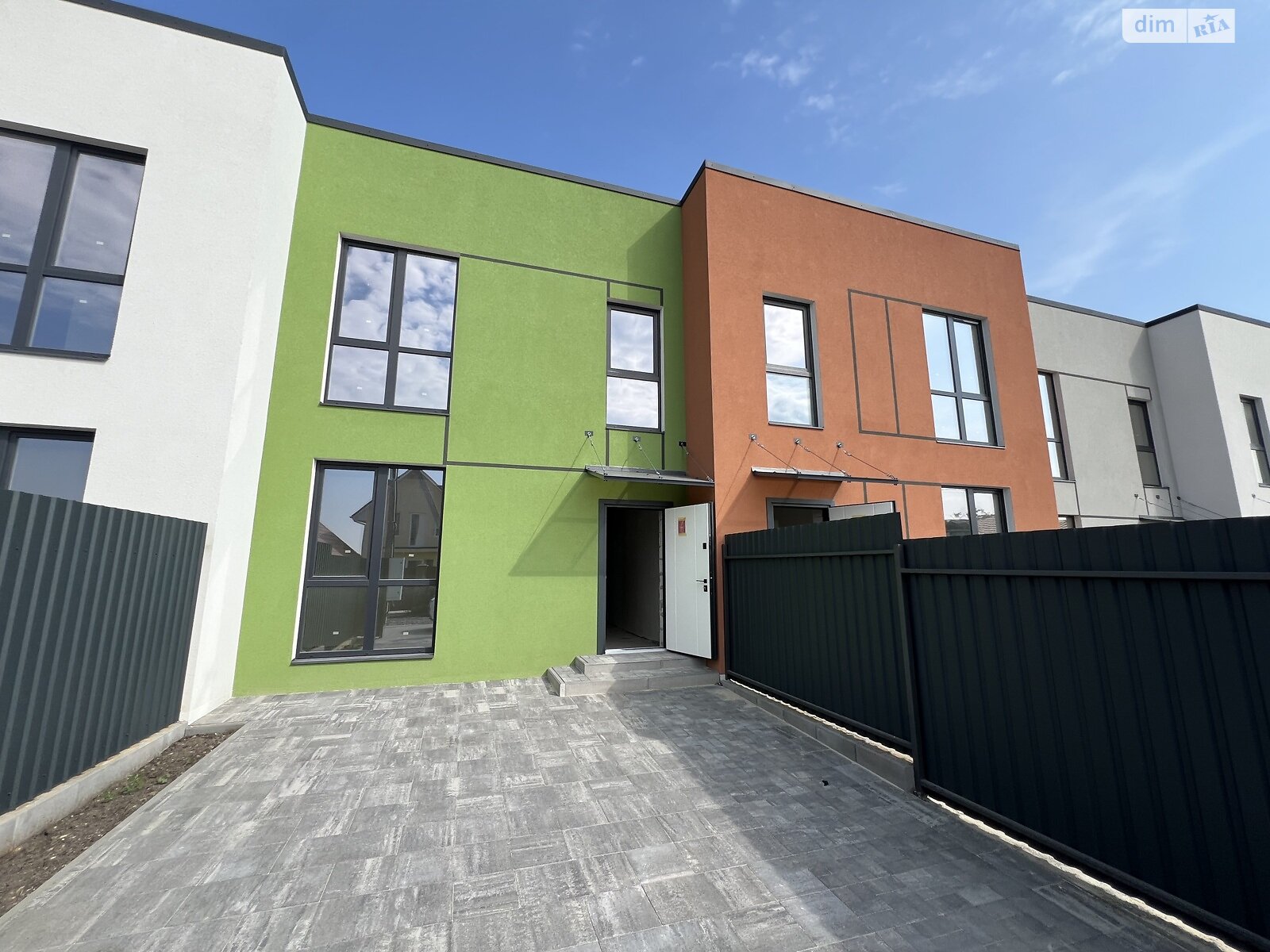 двухэтажный таунхаус, 90 кв. м, газобетон. Продажа в Гостомеле фото 1 двухэтажный таунхаус, 90 кв. м, газобетон. Продажа в Гостомеле фото 1