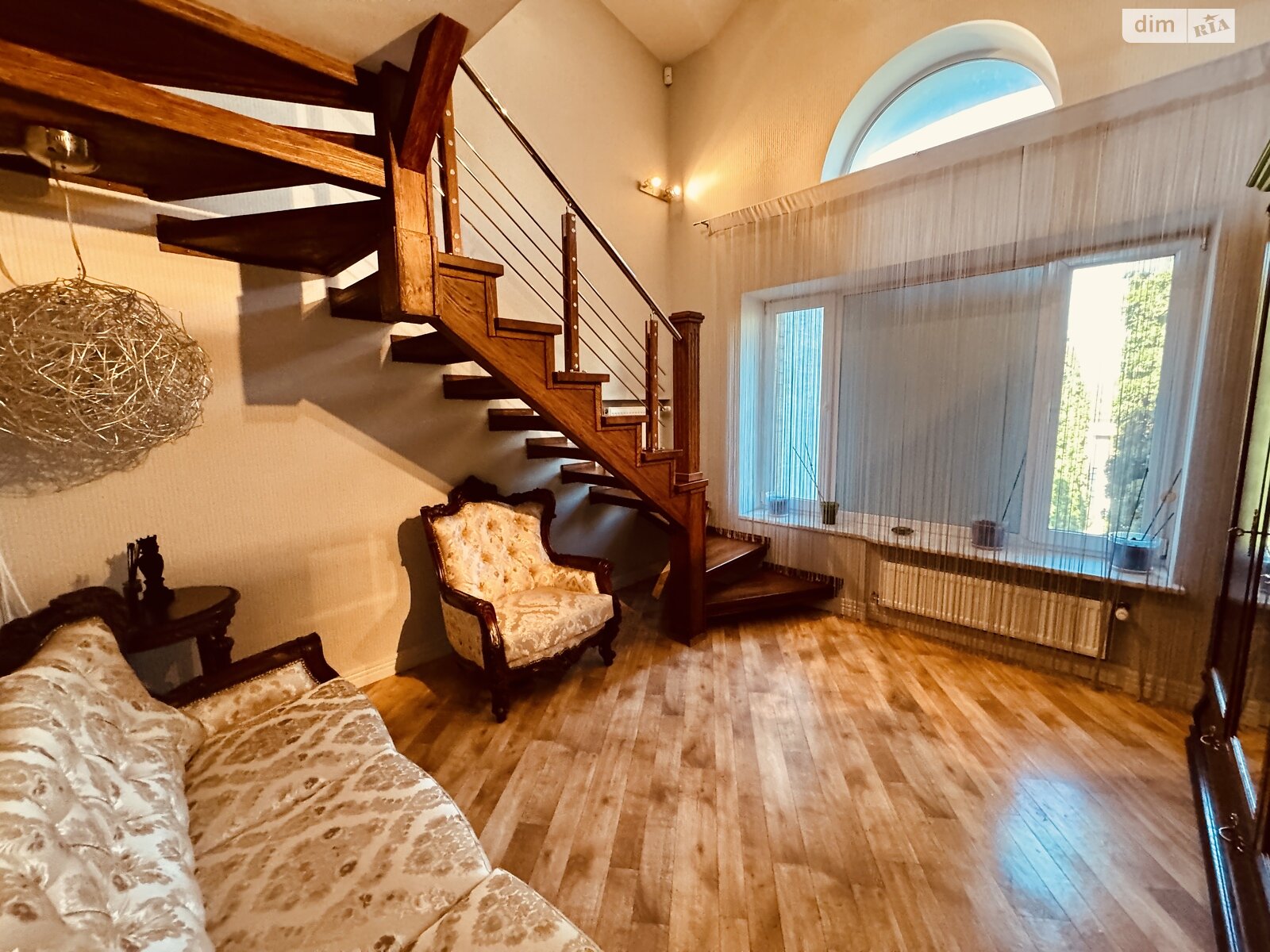 триповерховий таунхаус, 380 кв. м, цегла. Продаж в Харкові, район Велика Данилівка фото 1 триповерховий таунхаус, 380 кв. м, цегла. Продаж в Харкові, район Велика Данилівка фото 1