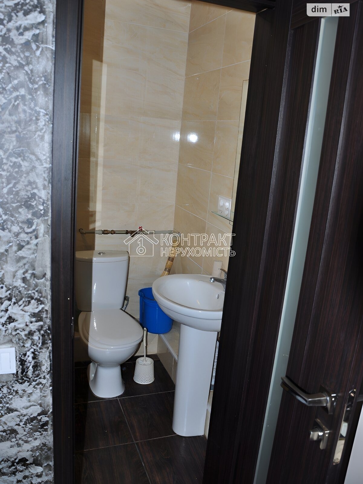 двоповерховий таунхаус, 850 кв. м, цегла. Продаж в Харкові, район Залютине фото 1 двоповерховий таунхаус, 850 кв. м, цегла. Продаж в Харкові, район Залютине фото 1