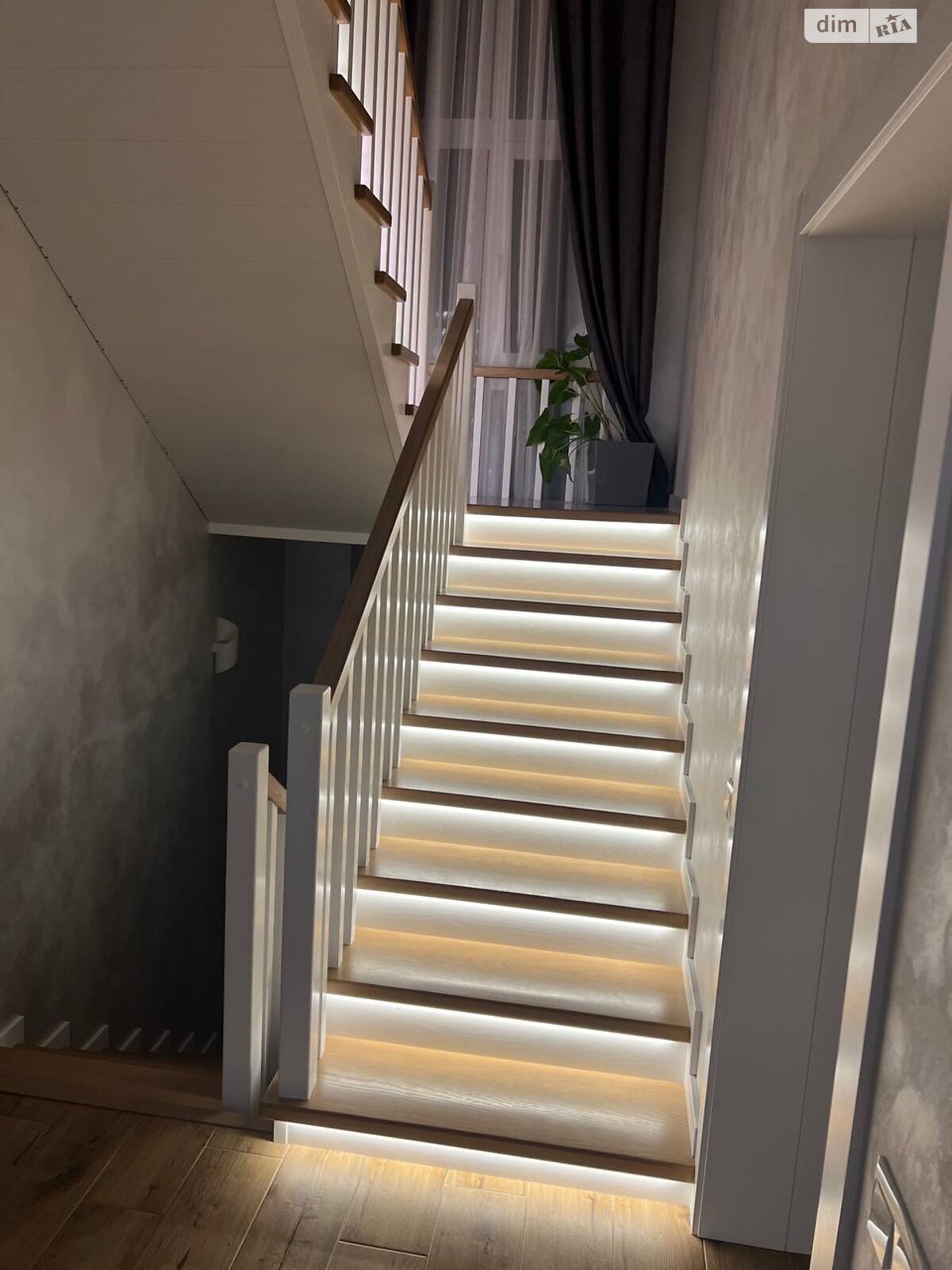 двоповерховий таунхаус, 355.8 кв. м, цегла. Продаж у Хмельницькому фото 1 двоповерховий таунхаус, 355.8 кв. м, цегла. Продаж у Хмельницькому фото 1