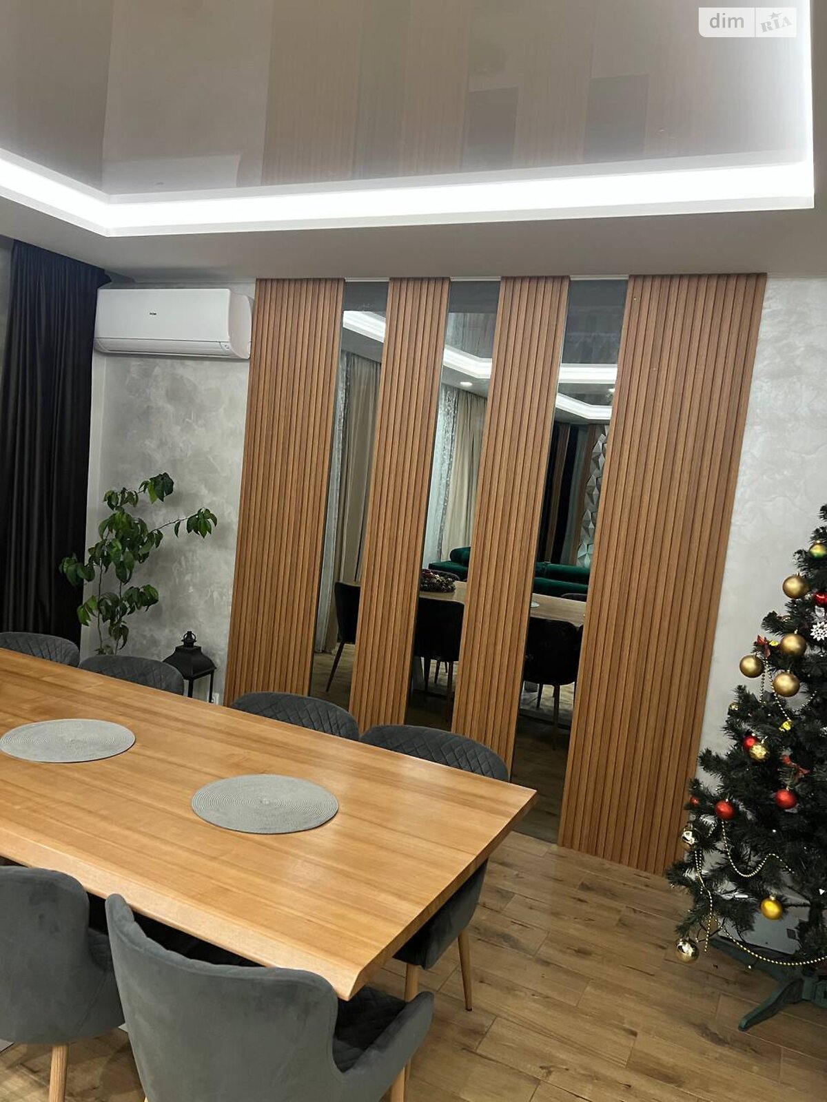 двоповерховий таунхаус, 355.8 кв. м, цегла. Продаж у Хмельницькому фото 1 двоповерховий таунхаус, 355.8 кв. м, цегла. Продаж у Хмельницькому фото 1