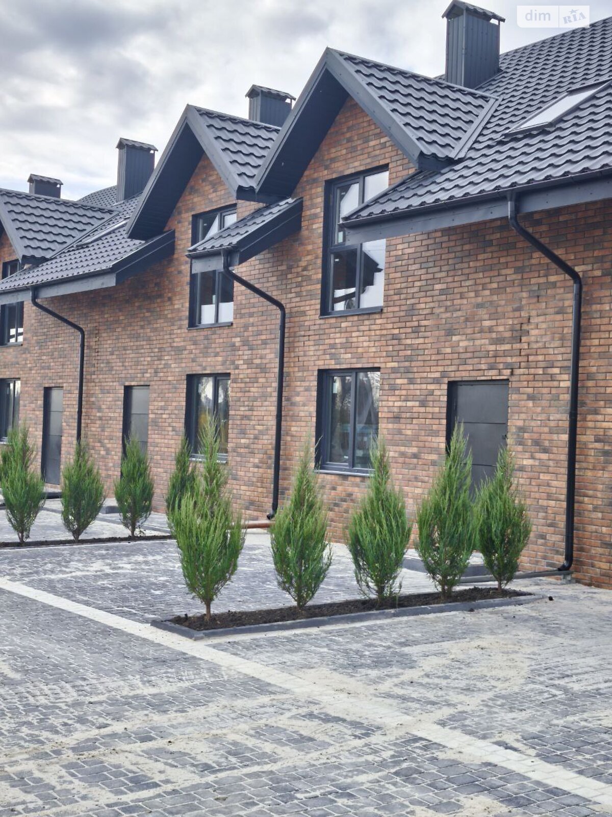 двухэтажный таунхаус, 130 кв. м, кирпич. Продажа в Хмельницком район Лезневое фото 1 двухэтажный таунхаус, 130 кв. м, кирпич. Продажа в Хмельницком район Лезневое фото 1