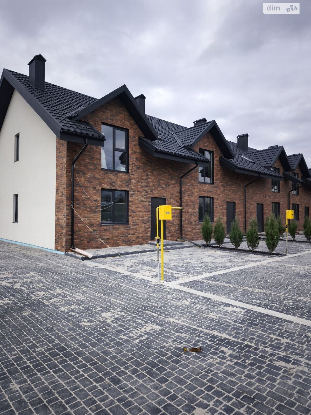 двухэтажный таунхаус, 130 кв. м, кирпич. Продажа в Хмельницком район Лезневое фото 1 двухэтажный таунхаус, 130 кв. м, кирпич. Продажа в Хмельницком район Лезневое фото 1