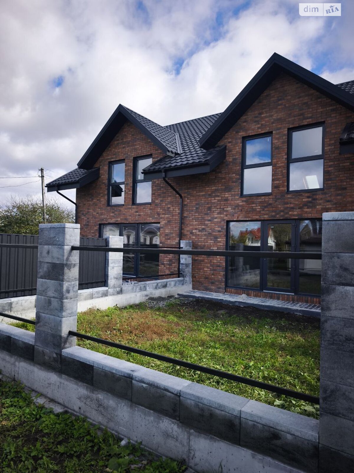 двухэтажный таунхаус, 130 кв. м, кирпич. Продажа в Хмельницком район Лезневое фото 1 двухэтажный таунхаус, 130 кв. м, кирпич. Продажа в Хмельницком район Лезневое фото 1