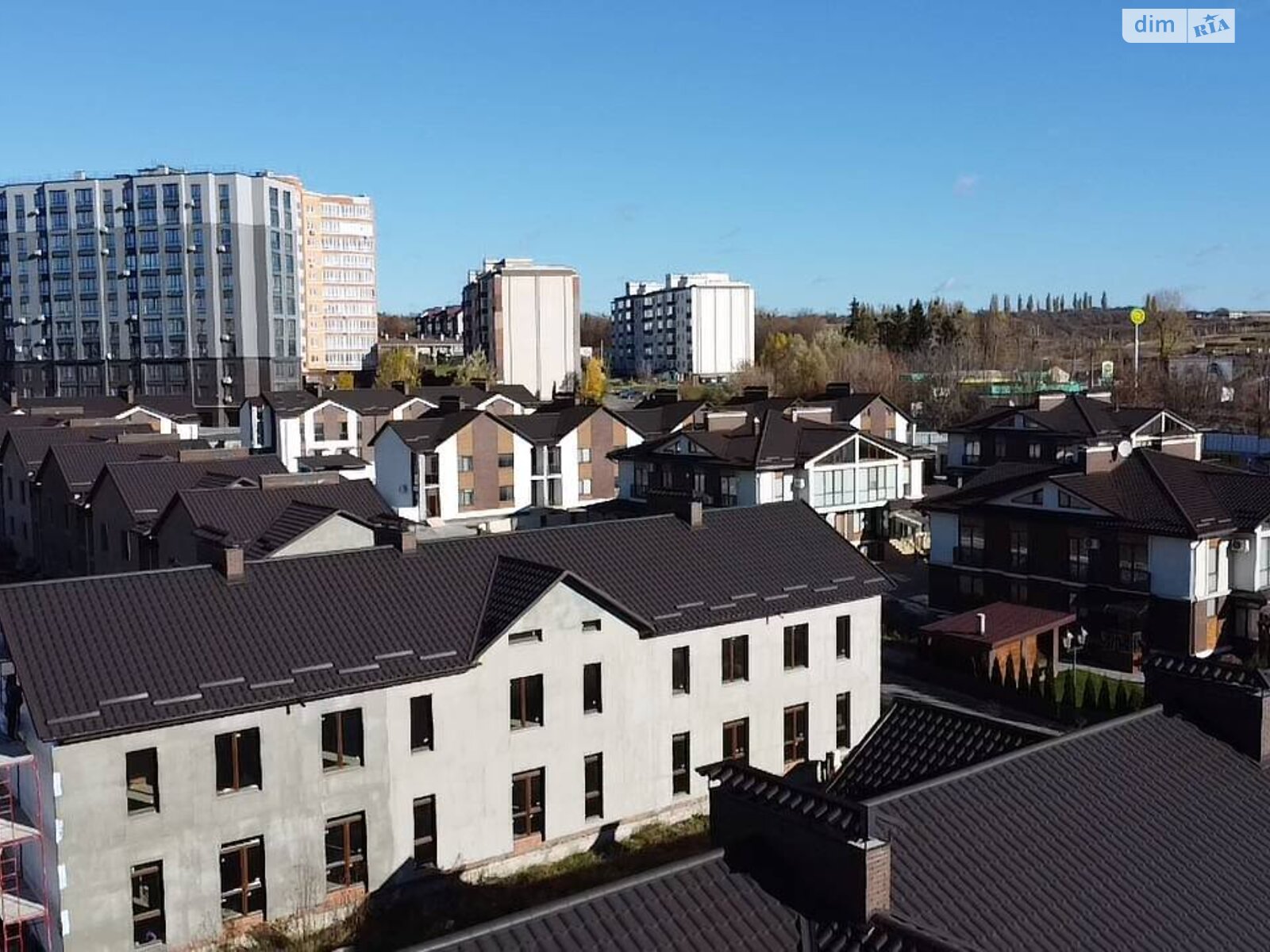 двухэтажный таунхаус, 95 кв. м, кирпич. Продажа в Хмельницком район Озёрный фото 1 двухэтажный таунхаус, 95 кв. м, кирпич. Продажа в Хмельницком район Озёрный фото 1