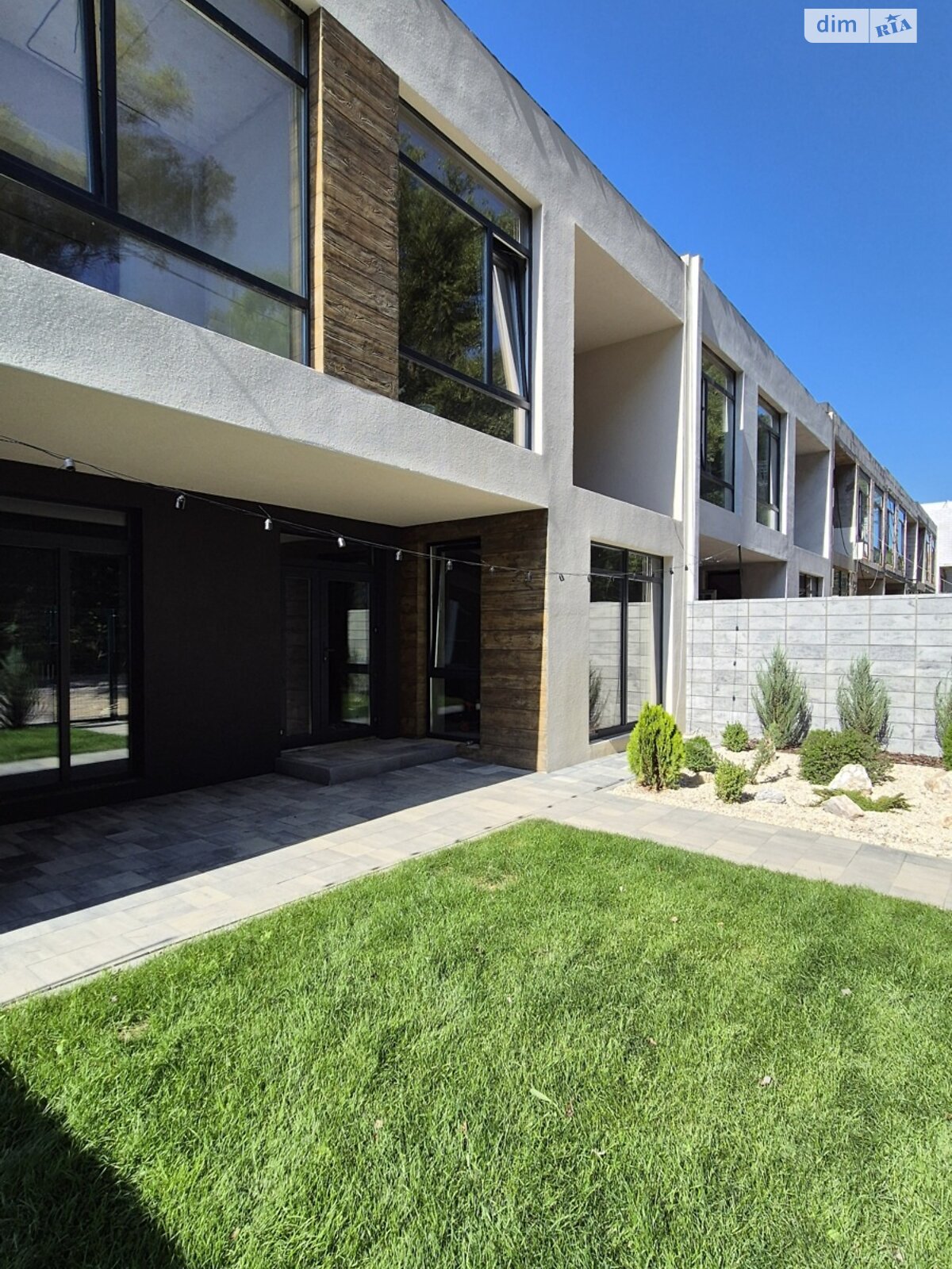 двоповерховий таунхаус, 150 кв. м, піноблок. Продаж в Хмельницькому, район Виставка фото 1 двоповерховий таунхаус, 150 кв. м, піноблок. Продаж в Хмельницькому, район Виставка фото 1