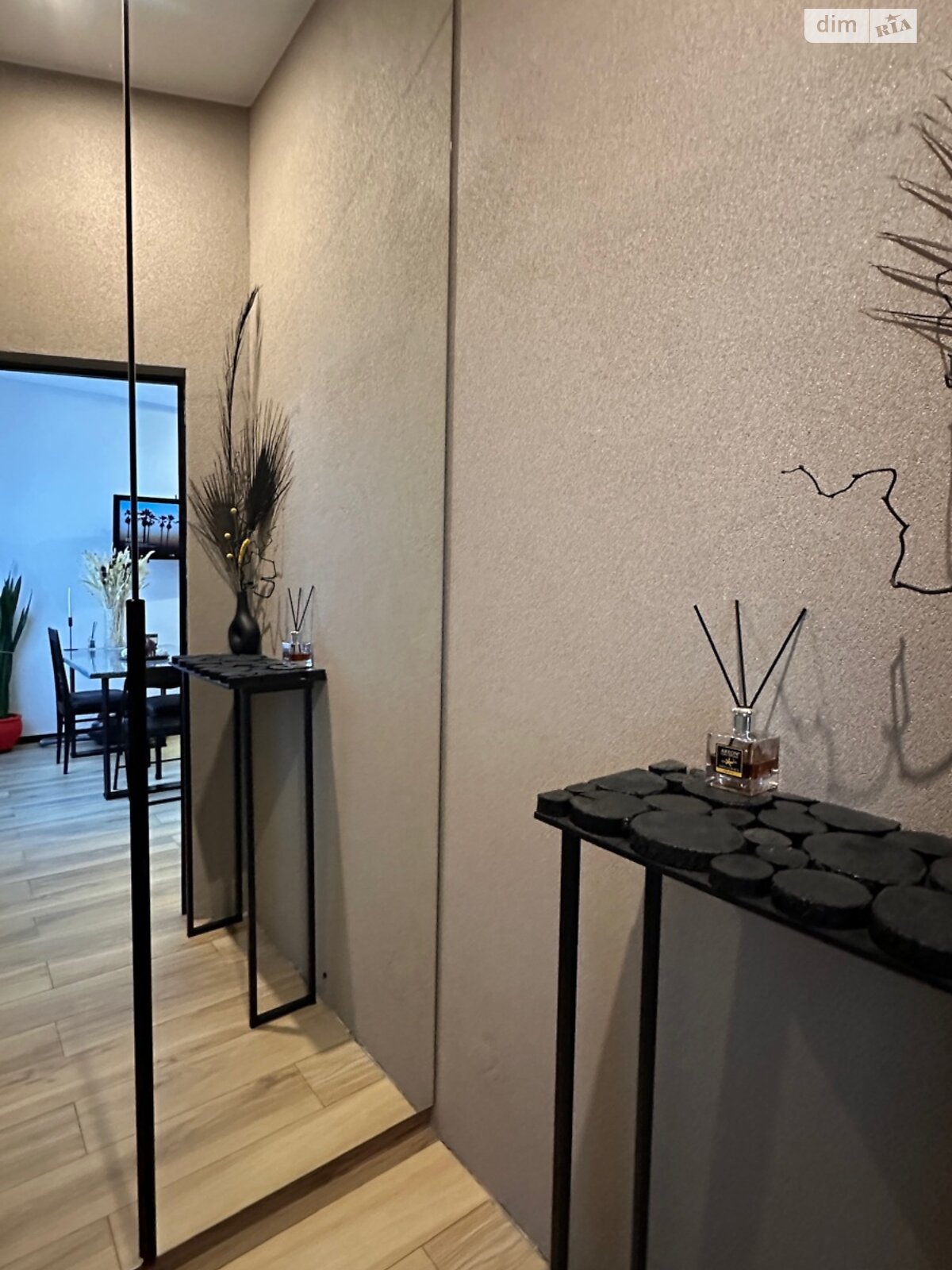 трехэтажный таунхаус, 100 кв. м, кирпич силикатный. Продажа в Хмельницком район Юго-Западный фото 1 трехэтажный таунхаус, 100 кв. м, кирпич силикатный. Продажа в Хмельницком район Юго-Западный фото 1