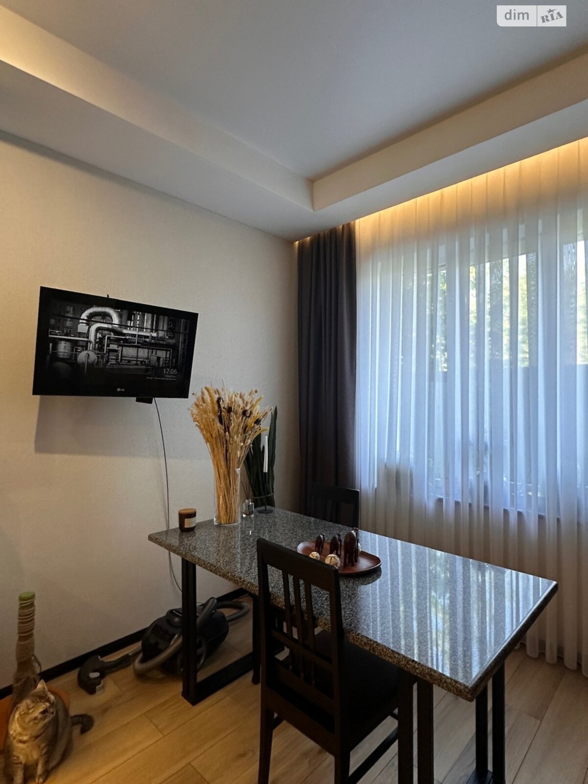 трехэтажный таунхаус, 100 кв. м, кирпич силикатный. Продажа в Хмельницком район Юго-Западный фото 1 трехэтажный таунхаус, 100 кв. м, кирпич силикатный. Продажа в Хмельницком район Юго-Западный фото 1