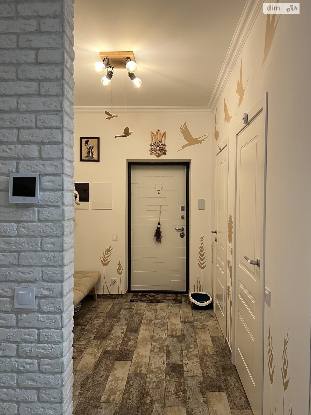 трехэтажный таунхаус, 124 кв. м, кирпич. Продажа в Ходосовке фото 1