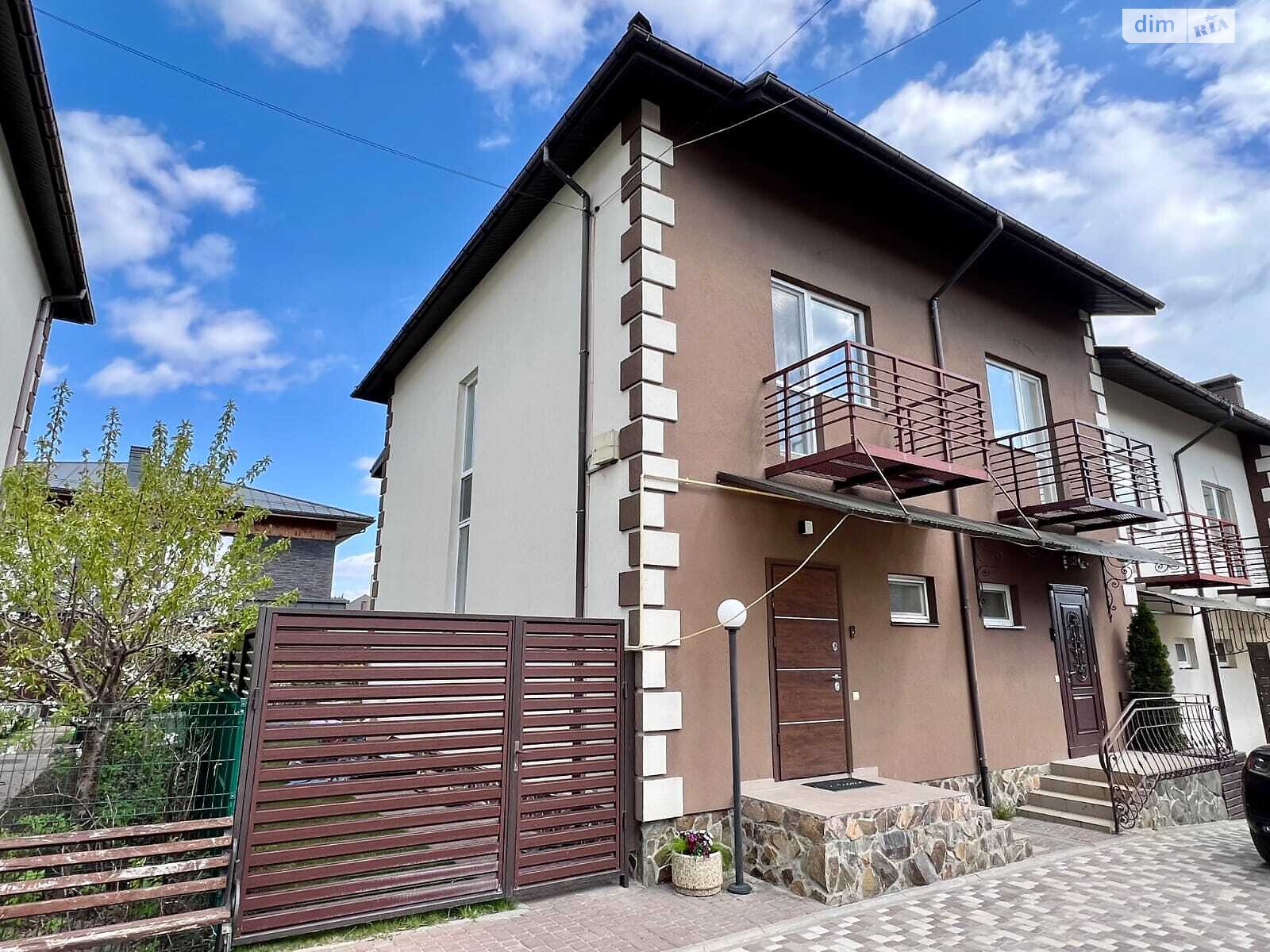 двухэтажный таунхаус, 110 кв. м, кирпич. Продажа в Ходосовке фото 1 двухэтажный таунхаус, 110 кв. м, кирпич. Продажа в Ходосовке фото 1