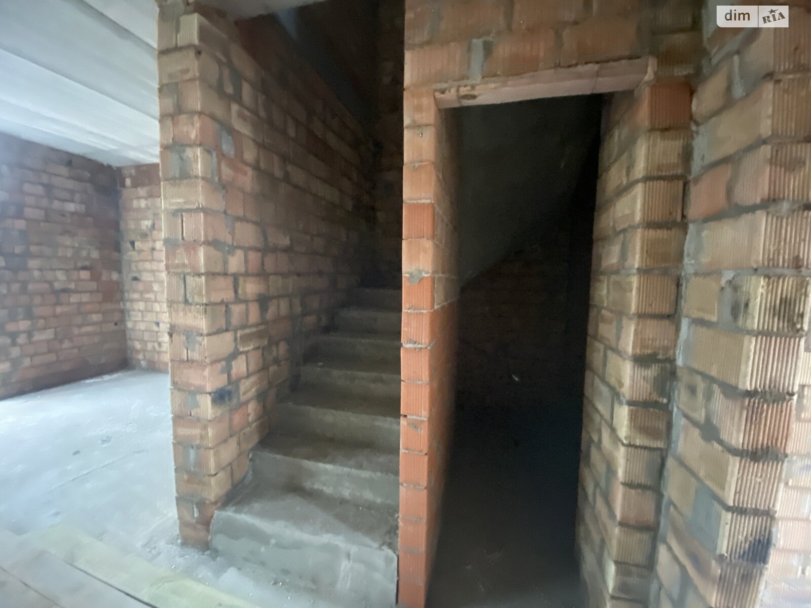 двухэтажный таунхаус, 100 кв. м, кирпич. Продажа в Ирпене фото 1 двухэтажный таунхаус, 100 кв. м, кирпич. Продажа в Ирпене фото 1