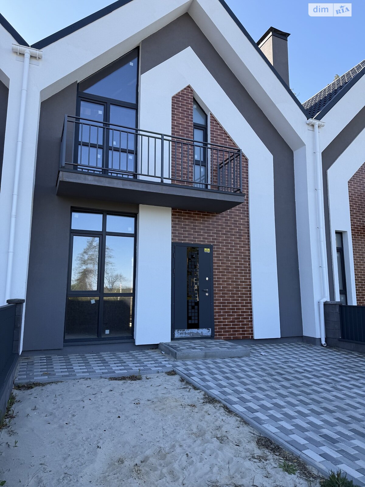 двоповерховий таунхаус, 97 кв. м, кирпич. Продаж в Ірпені, район Ірпінь фото 1 двоповерховий таунхаус, 97 кв. м, кирпич. Продаж в Ірпені, район Ірпінь фото 1