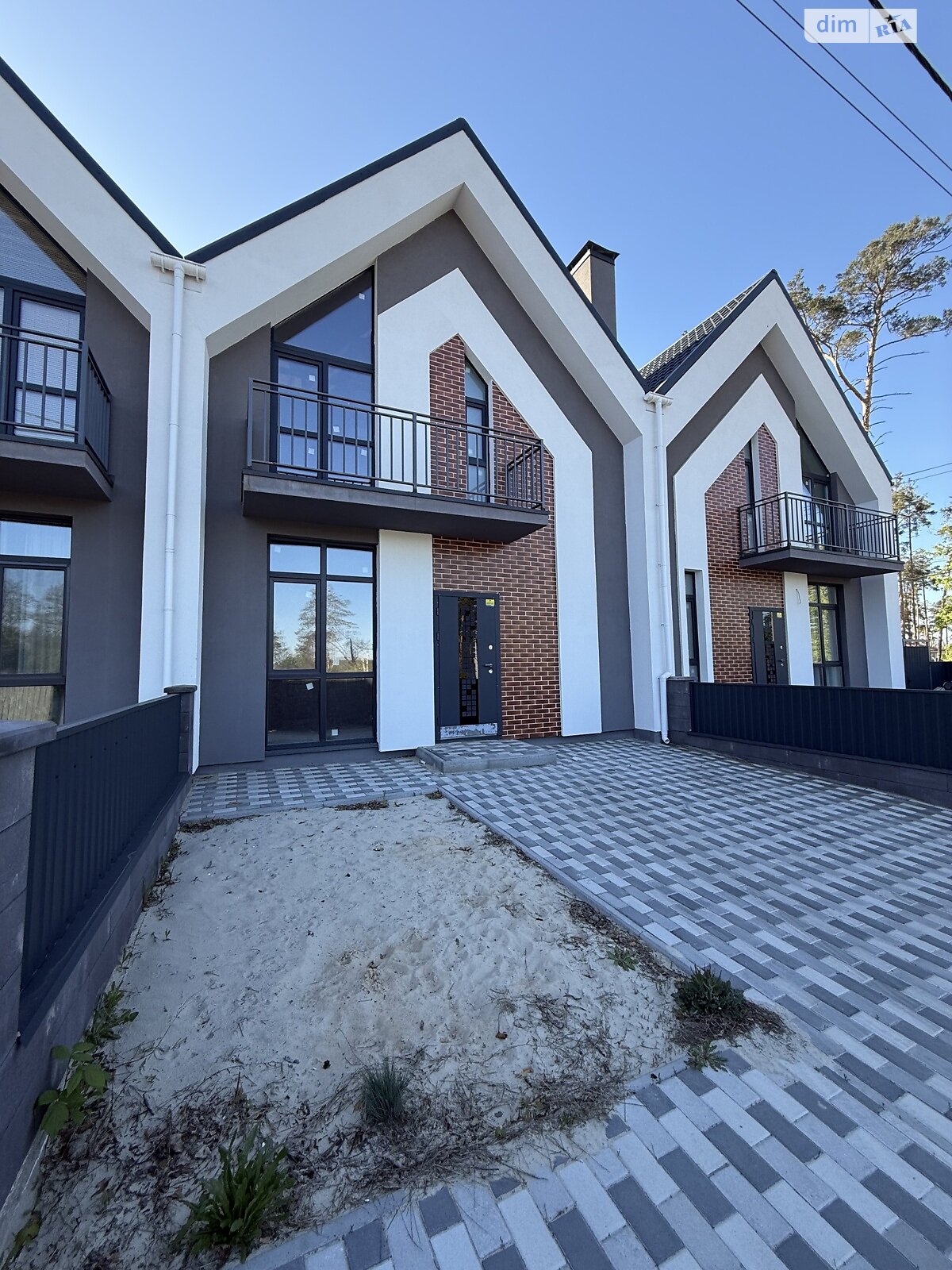 двоповерховий таунхаус, 97 кв. м, кирпич. Продаж в Ірпені, район Ірпінь фото 1 двоповерховий таунхаус, 97 кв. м, кирпич. Продаж в Ірпені, район Ірпінь фото 1
