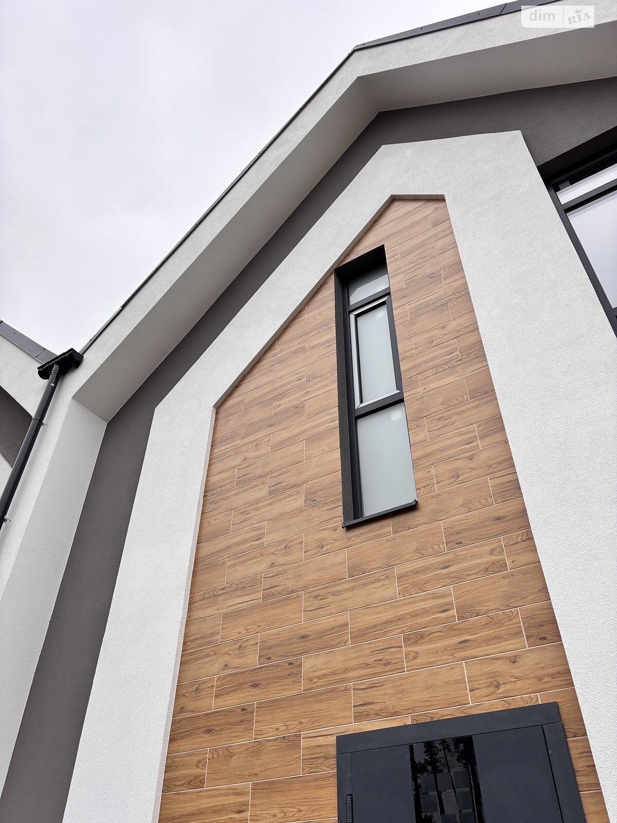 двухэтажный таунхаус, 100 кв. м, кирпич. Продажа в Ирпене район Ирпень фото 1 двухэтажный таунхаус, 100 кв. м, кирпич. Продажа в Ирпене район Ирпень фото 1