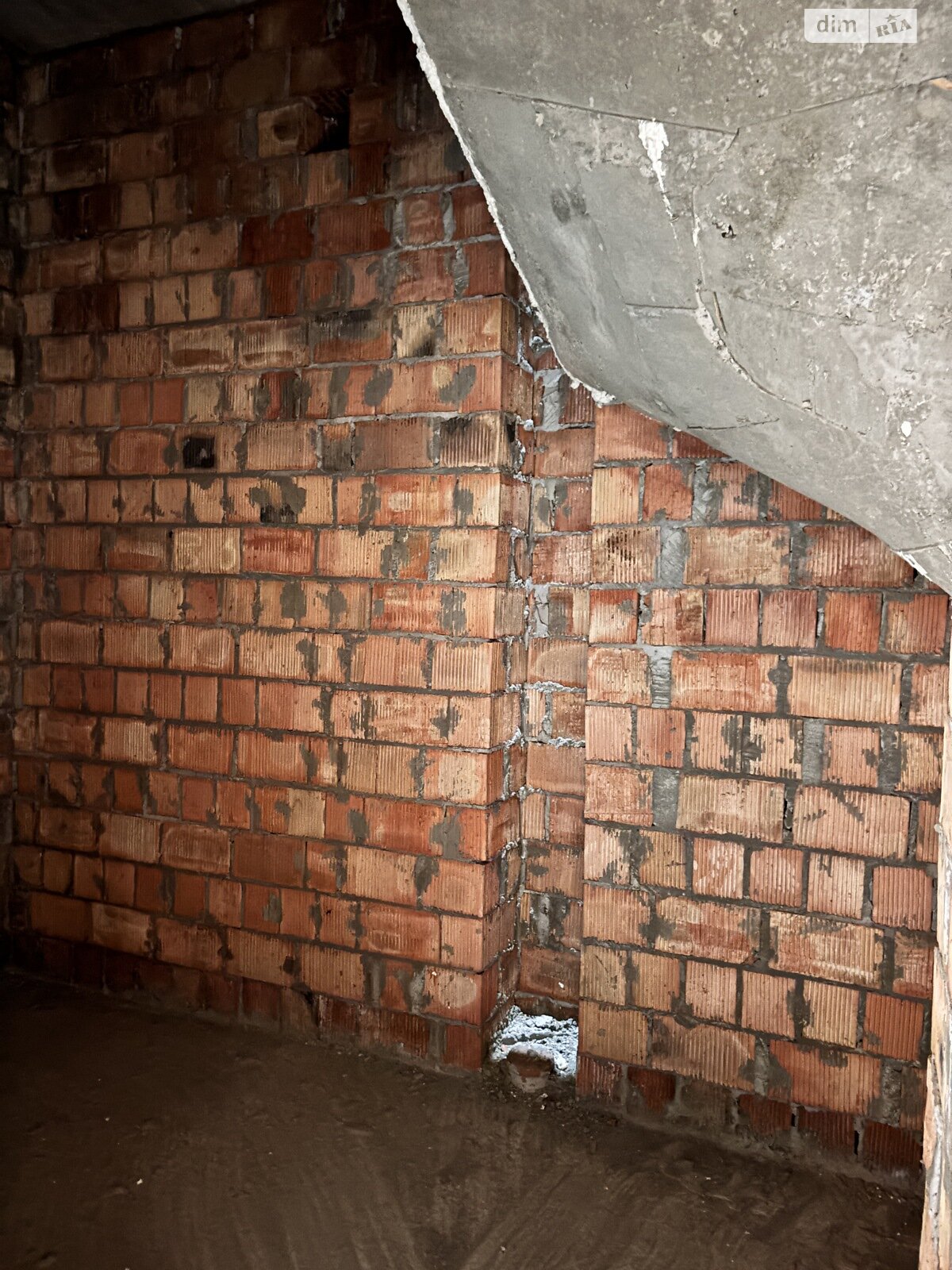 двухэтажный таунхаус, 100 кв. м, кирпич. Продажа в Ирпене район Ирпень фото 1 двухэтажный таунхаус, 100 кв. м, кирпич. Продажа в Ирпене район Ирпень фото 1