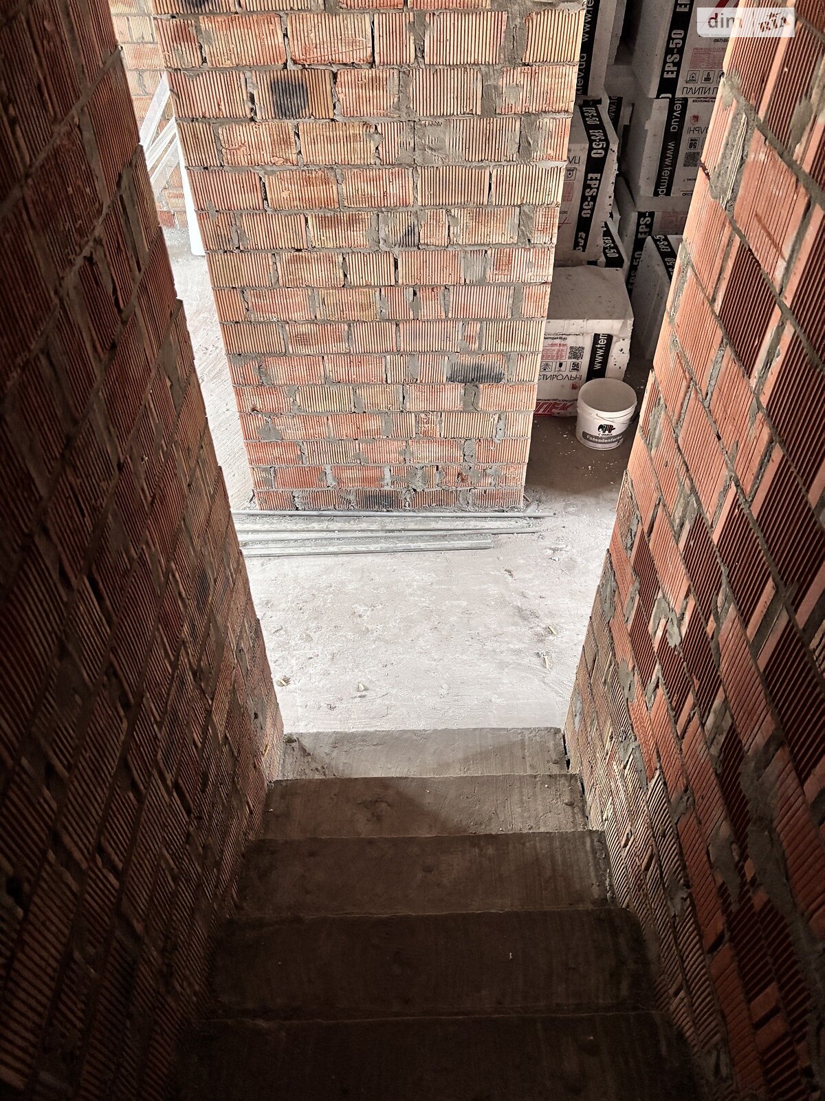 двухэтажный таунхаус, 100 кв. м, кирпич. Продажа в Ирпене район Ирпень фото 1 двухэтажный таунхаус, 100 кв. м, кирпич. Продажа в Ирпене район Ирпень фото 1