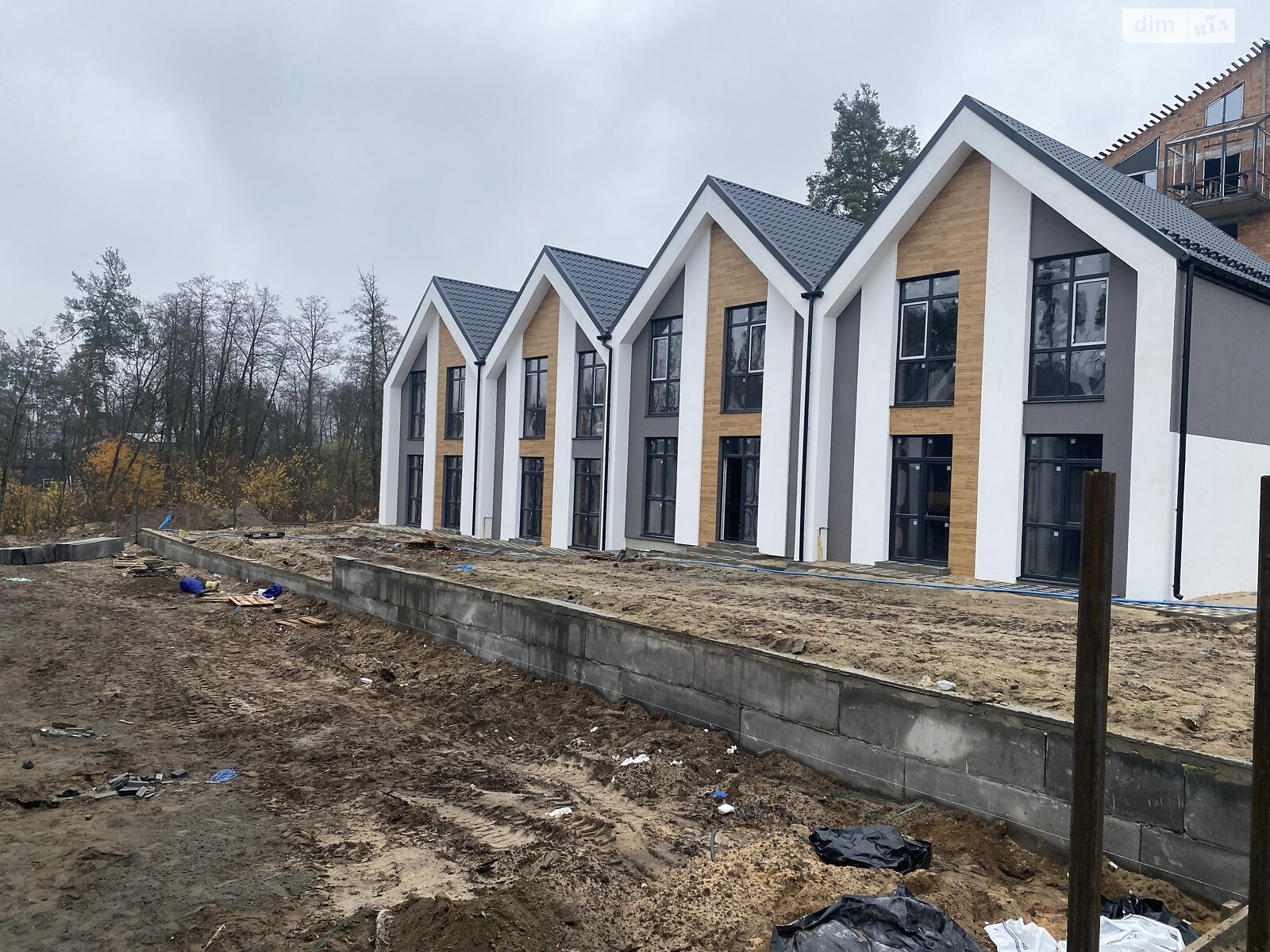 двухэтажный таунхаус, 100 кв. м, кирпич. Продажа в Ирпене район Ирпень фото 1 двухэтажный таунхаус, 100 кв. м, кирпич. Продажа в Ирпене район Ирпень фото 1