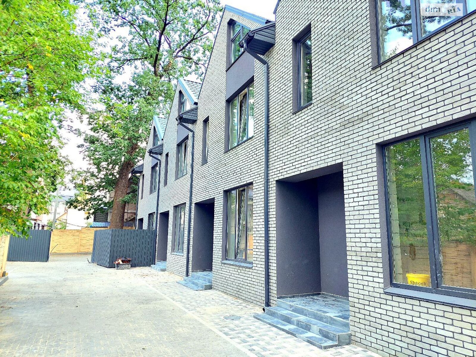 двухэтажный таунхаус c мансардным этажом, 140 кв. м, газобетон. Продажа в Ирпене район Ирпень фото 1 двухэтажный таунхаус c мансардным этажом, 140 кв. м, газобетон. Продажа в Ирпене район Ирпень фото 1