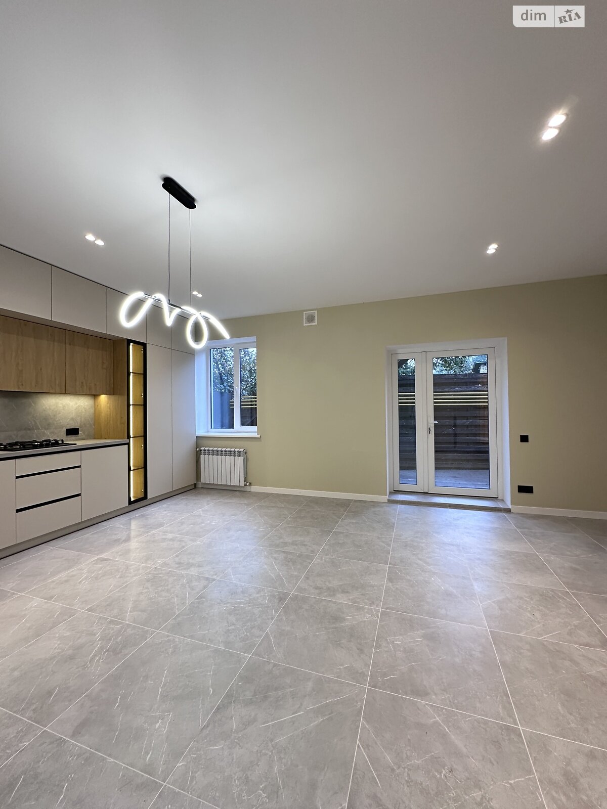 двухэтажный таунхаус, 124 кв. м, газобетон. Продажа в Ирпене район Ирпень фото 1 двухэтажный таунхаус, 124 кв. м, газобетон. Продажа в Ирпене район Ирпень фото 1