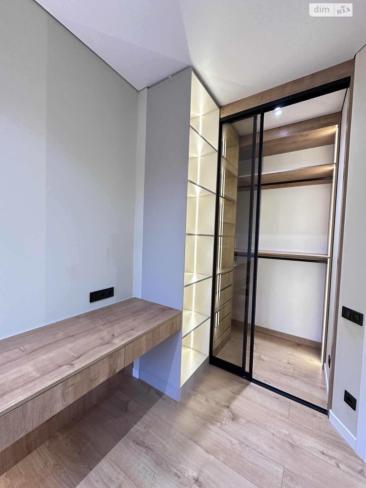 двухэтажный таунхаус, 124 кв. м, газобетон. Продажа в Ирпене район Ирпень фото 1 двухэтажный таунхаус, 124 кв. м, газобетон. Продажа в Ирпене район Ирпень фото 1