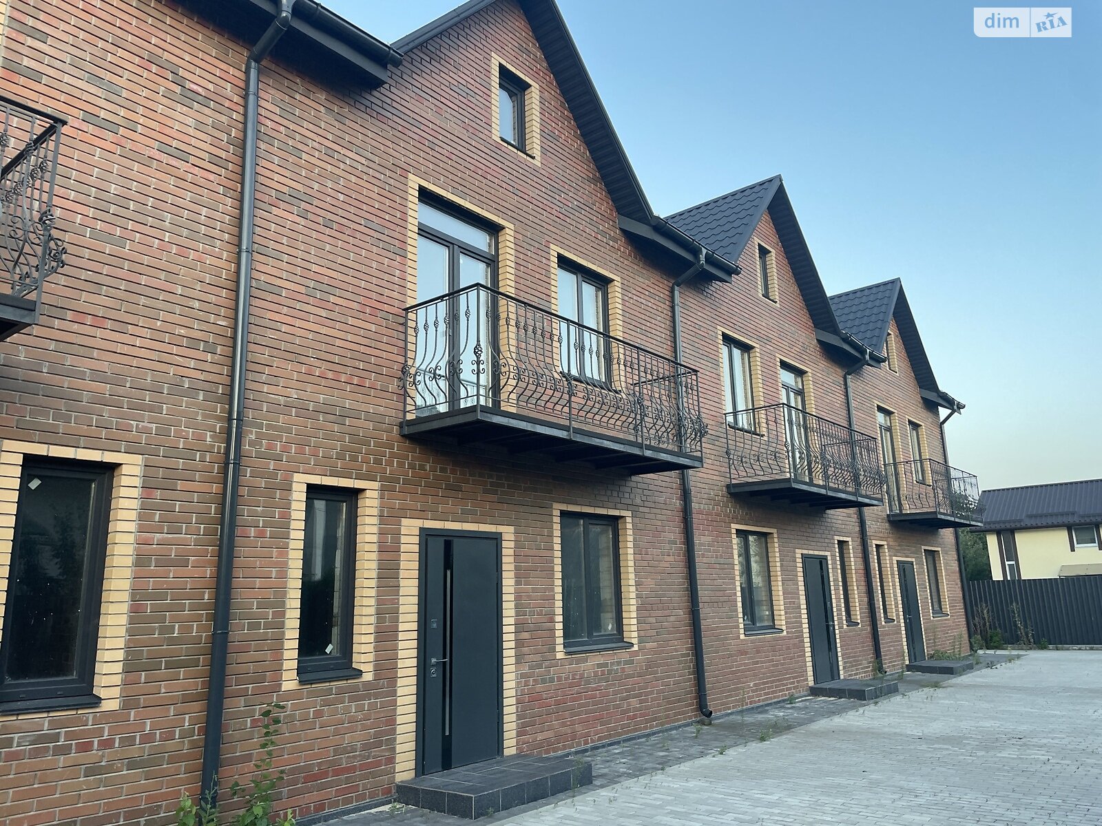 двоповерховий таунхаус, 105 кв. м, цегла. Продаж в Ірпені, район Ірпінь фото 1 двоповерховий таунхаус, 105 кв. м, цегла. Продаж в Ірпені, район Ірпінь фото 1