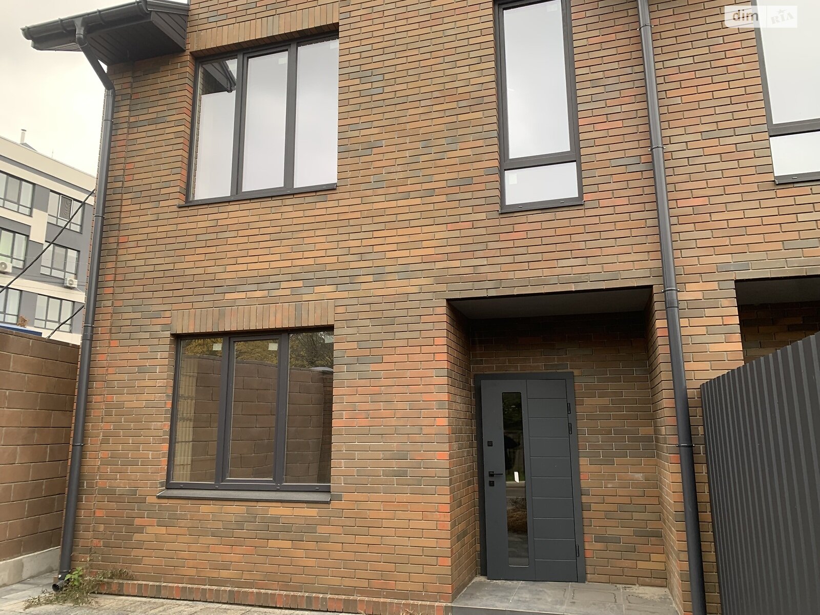 двоповерховий таунхаус, 141.5 кв. м, керамический блок. Продаж в Ірпені, район Ірпінь фото 1 двоповерховий таунхаус, 141.5 кв. м, керамический блок. Продаж в Ірпені, район Ірпінь фото 1