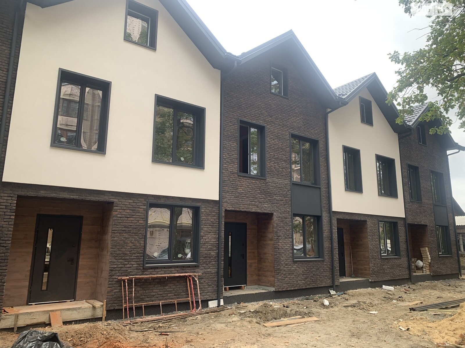 двоповерховий таунхаус, 91.5 кв. м, керамический блок. Продаж в Ірпені, район Ірпінь фото 1 двоповерховий таунхаус, 91.5 кв. м, керамический блок. Продаж в Ірпені, район Ірпінь фото 1