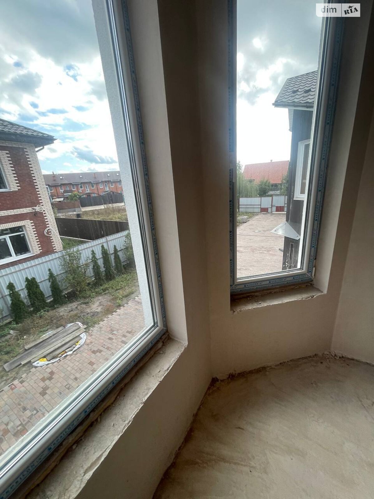 двоповерховий таунхаус, 114 кв. м, пеноблок. Продаж в Ірпені, район Ірпінь фото 1 двоповерховий таунхаус, 114 кв. м, пеноблок. Продаж в Ірпені, район Ірпінь фото 1