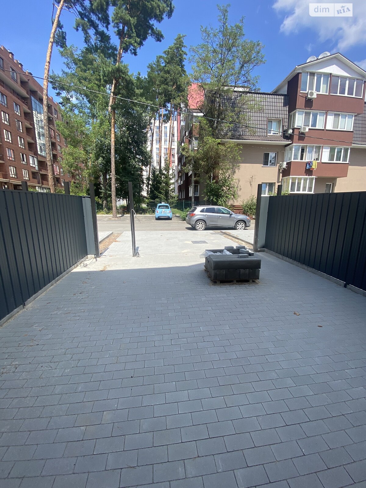 трехэтажный таунхаус, 120 кв. м, керамический блок. Продажа в Ирпене район Ирпень фото 1 трехэтажный таунхаус, 120 кв. м, керамический блок. Продажа в Ирпене район Ирпень фото 1