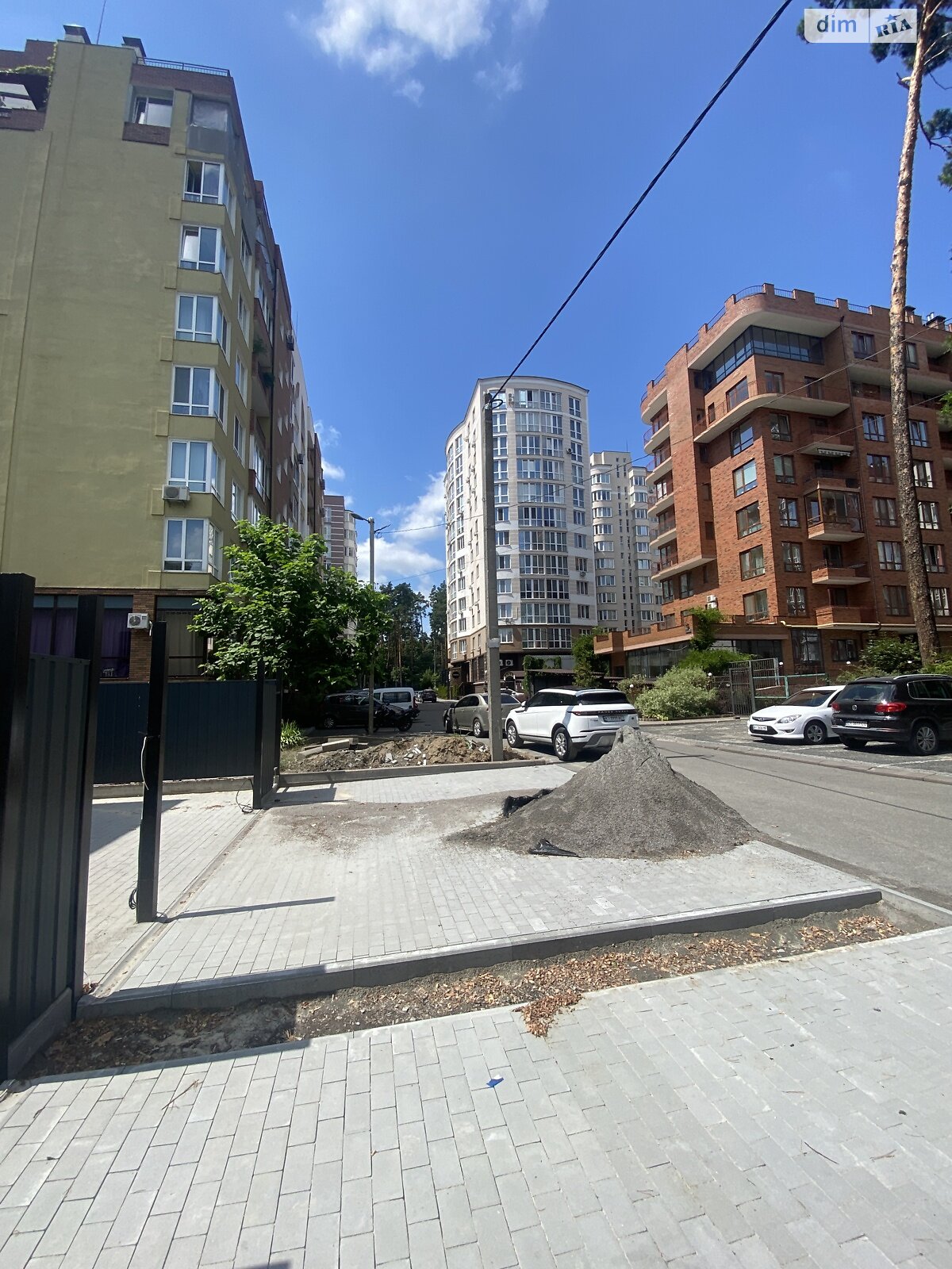 трехэтажный таунхаус, 120 кв. м, керамический блок. Продажа в Ирпене район Ирпень фото 1 трехэтажный таунхаус, 120 кв. м, керамический блок. Продажа в Ирпене район Ирпень фото 1