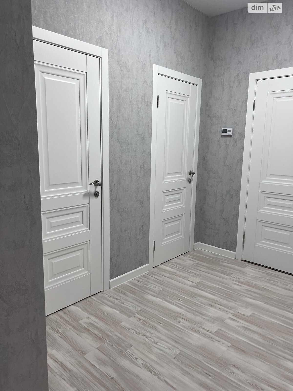 трехэтажный таунхаус, 170 кв. м, керамический блок. Продажа в Ирпене район Ирпень фото 1