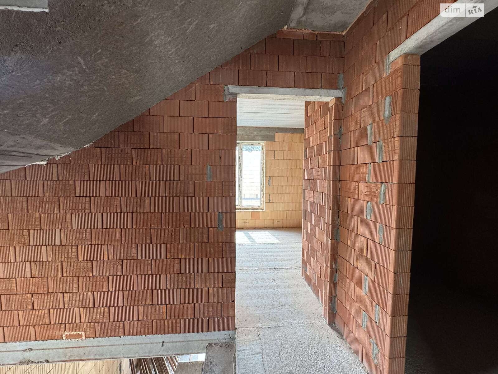 триповерховий таунхаус, 120 кв. м, цегла. Продаж в Ірпені, район Ірпінь фото 1 триповерховий таунхаус, 120 кв. м, цегла. Продаж в Ірпені, район Ірпінь фото 1