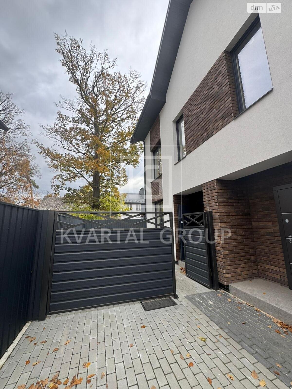 трехэтажный таунхаус, 120 кв. м, кирпич. Продажа в Ирпене район Ирпень фото 1 трехэтажный таунхаус, 120 кв. м, кирпич. Продажа в Ирпене район Ирпень фото 1