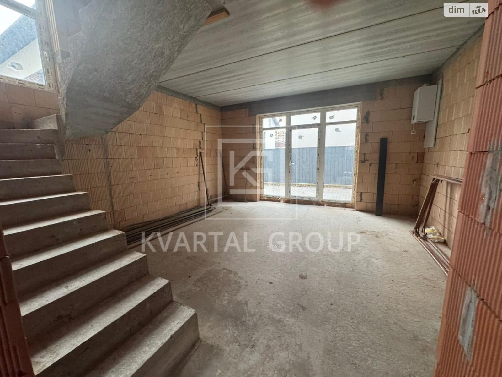 трехэтажный таунхаус, 120 кв. м, кирпич. Продажа в Ирпене район Ирпень фото 1 трехэтажный таунхаус, 120 кв. м, кирпич. Продажа в Ирпене район Ирпень фото 1